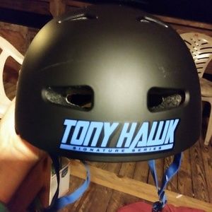 Brand new, tony hawks skateboard helmet, black